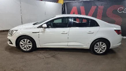 Renault Megane photo-3